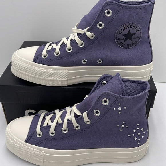 Converse WMNS А12513С CTAS LIFT HI
LAVENDER ASH/EGRET/BLACK Platforms Sneakers - Picture 2 of 16